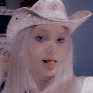 Meet your Posher, Meava